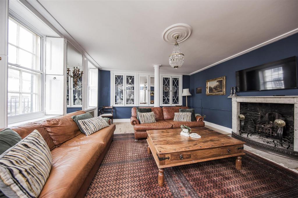 Drawing Room