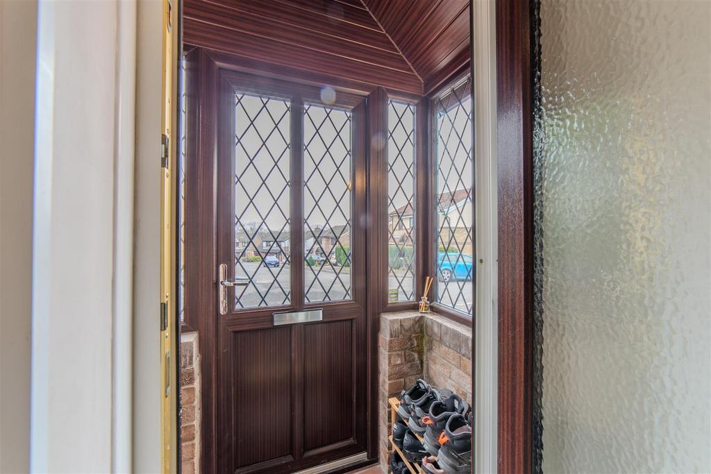 106 Ashleigh Court-35.jpg