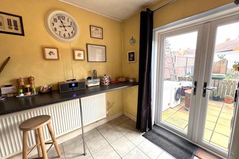 4 bedroom terraced house for sale, Hounslow , TW4