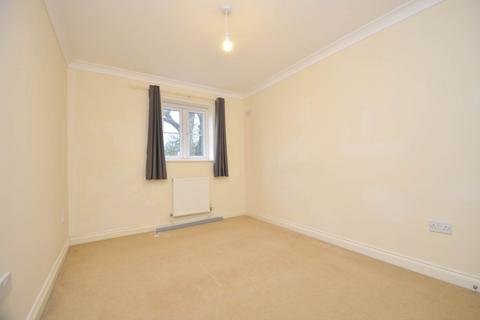 3 bedroom terraced house to rent, Aylsham Road, Norwich NR10