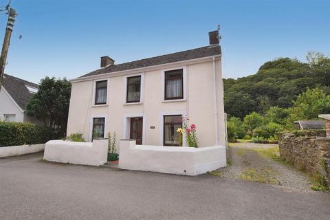 5 bedroom detached house for sale, Glyn-Y-Mel Road, Lower Town, Fishguard