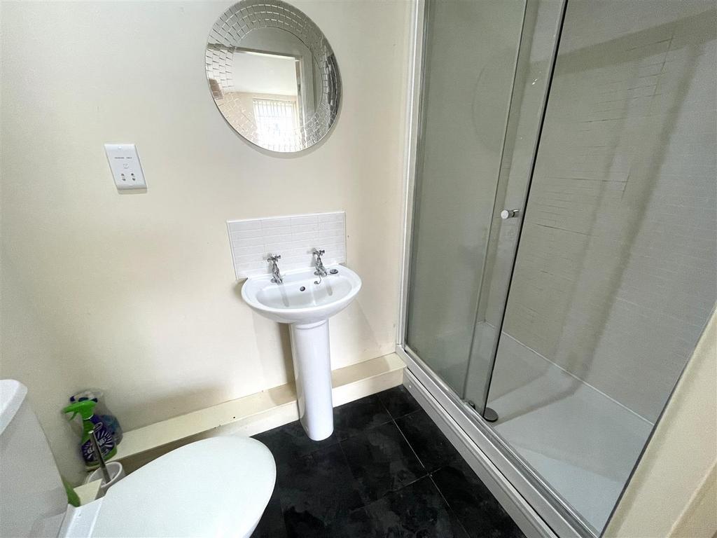 En suite shower room