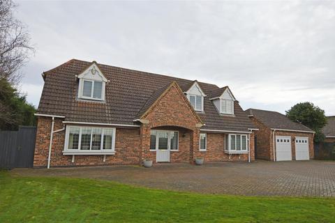 4 bedroom detached house for sale, Rangell Gate, Spalding PE12