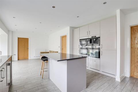21 Blackbird Crescent, Edwalton, Nottingham, NG12 4JN