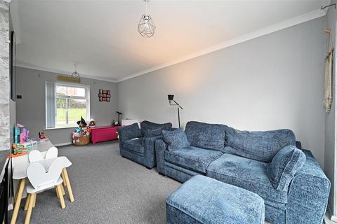43 Becket Walk, Sheffield, S8 7HG
