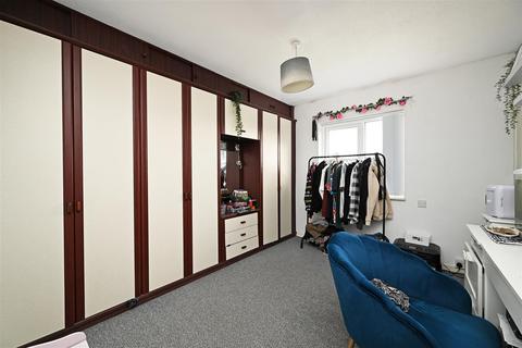43 Becket Walk, Sheffield, S8 7HG
