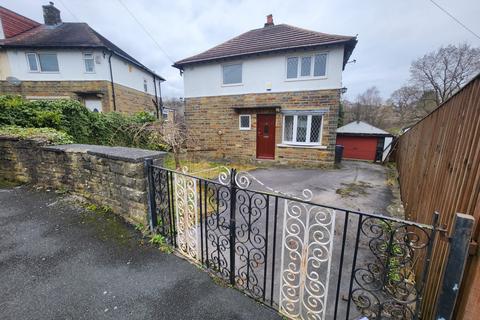 3 bedroom detached house to rent, St John's Crescent, BD8 0LP