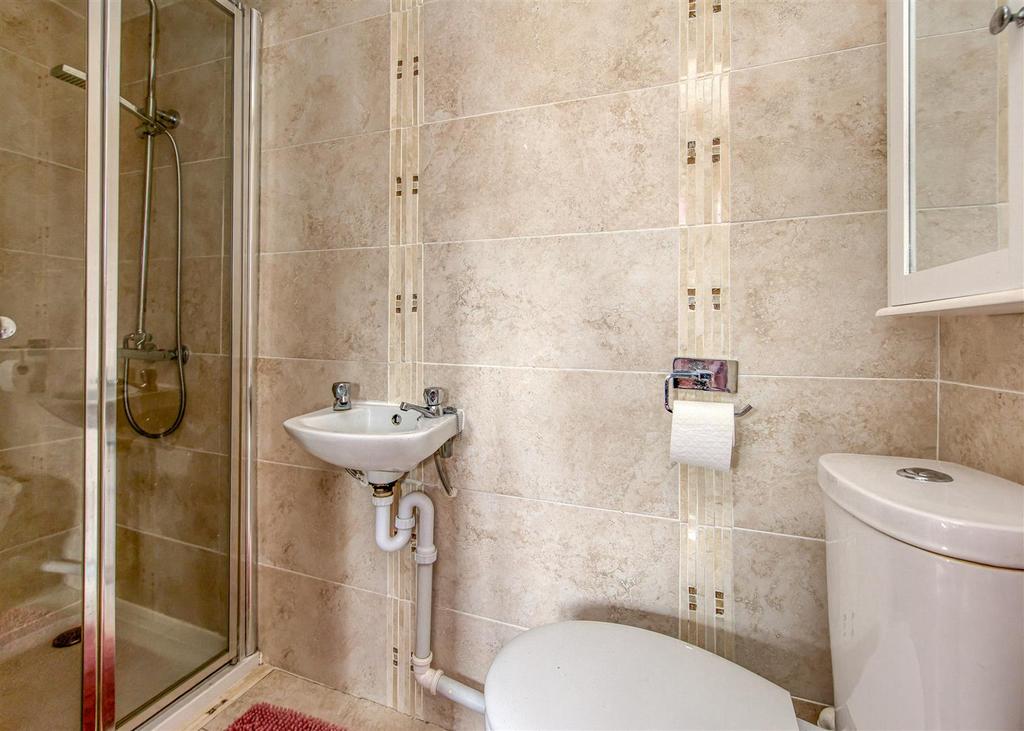 Coldham Cottage-bed2 ensuite.jpg