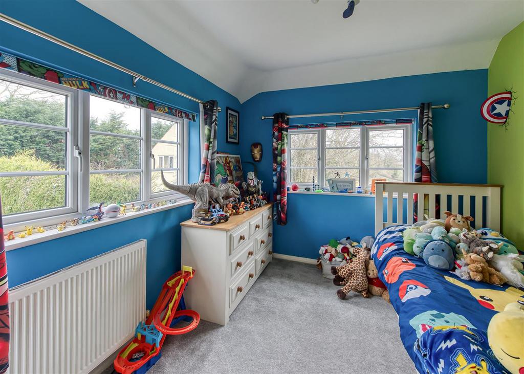 Coldham Cottage-bed3.jpg