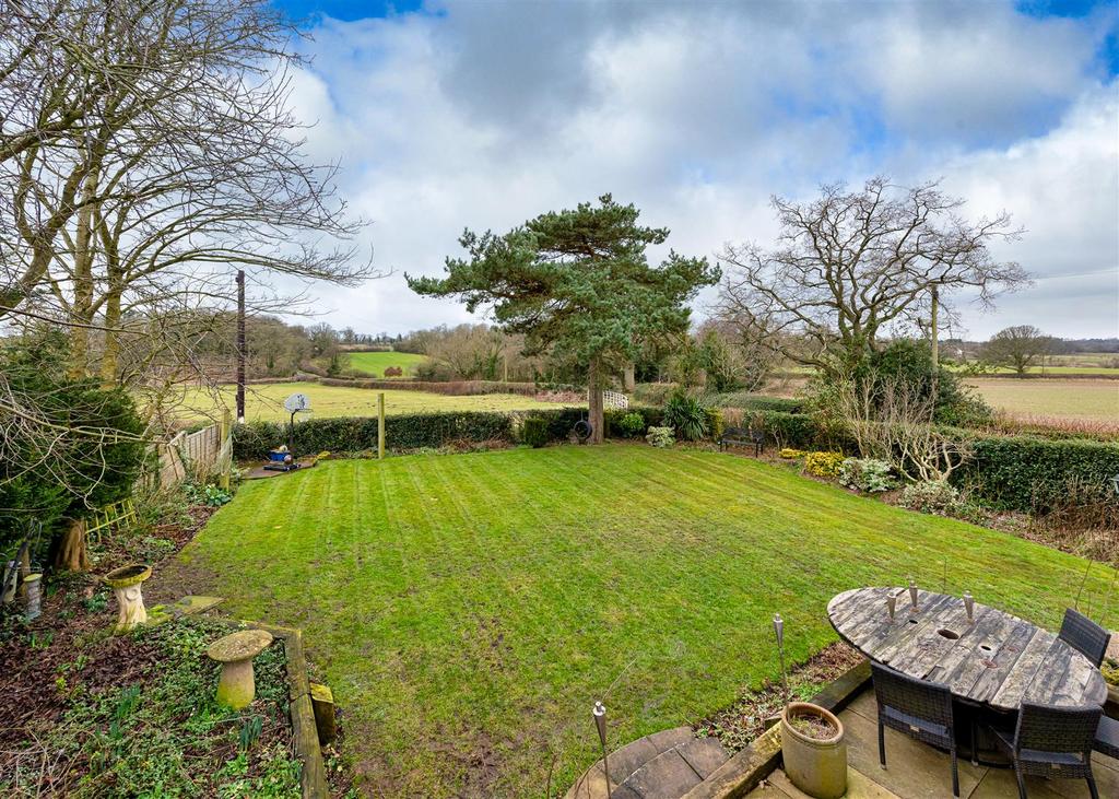 Coldham Cottage-garden4.jpg