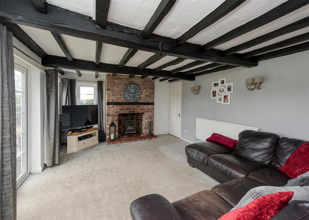 Coldham Cottage-sitting2.jpg