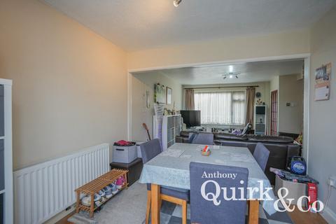 3 bedroom terraced house for sale, Norfolk Close, Canvey Island, SS8