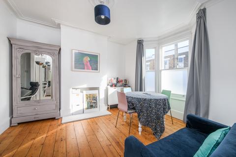 3 bedroom terraced house for sale, Amott Road, London, SE15