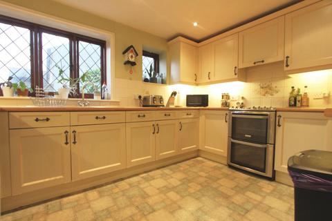 3 bedroom semi-detached house for sale, Back Street, Ringwould, CT14