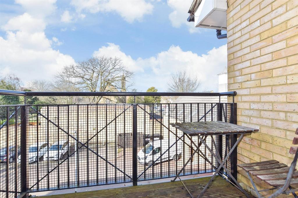 Balcony / Terrace