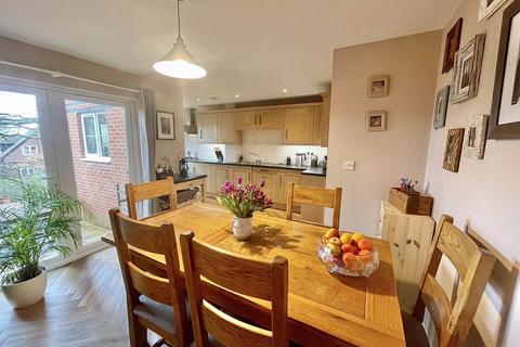 7 Summit House Close, Woodcote, Reading, RG8 0QZ