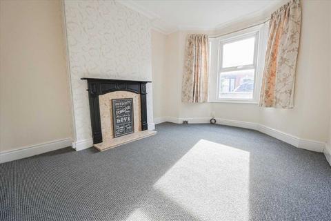 3 bedroom terraced house for sale, St. Catherines Grove, Lincoln