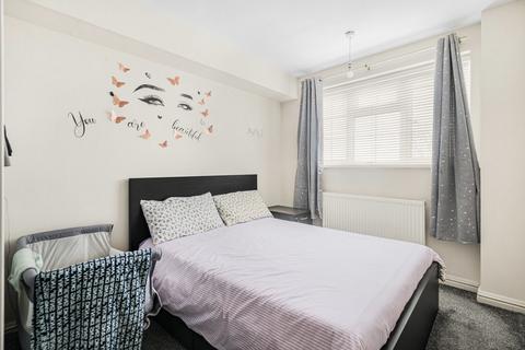 1 bedroom apartment for sale, Belgrave Manor, Woking, Surrey, GU22