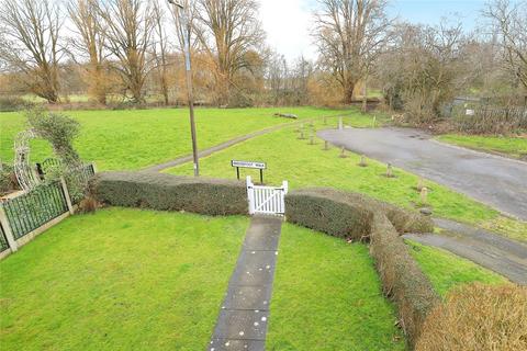 2 Bridgefoot Walk, Pendeford, Wolverhampton, WV8 1XT