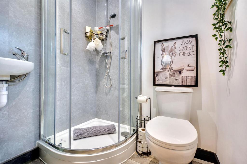 Shower Room.jpeg