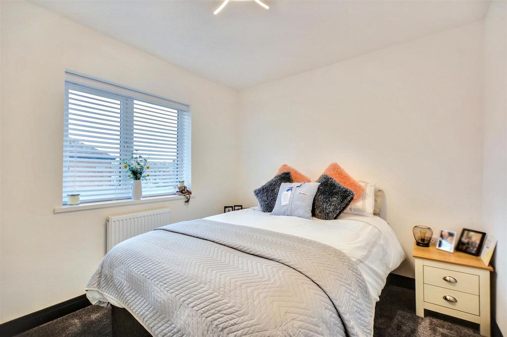 Bedroom 2 1.jpeg