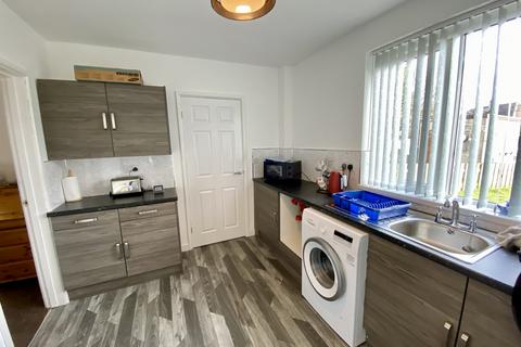 2 bedroom semi-detached house for sale, Reevy Avenue, Wibsey, Bradford, BD6