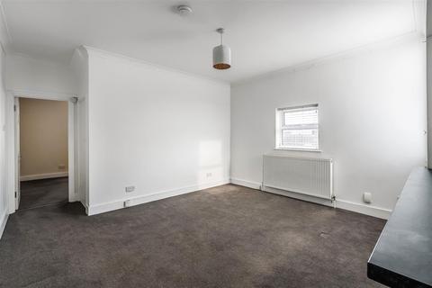 1 bedroom apartment for sale, THE STREET, ASHTEAD, KT21