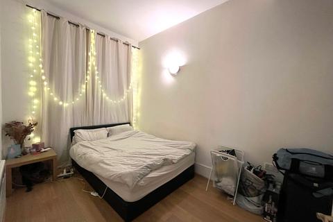 1 bedroom ground floor flat to rent, Harrison Bell House 2a Oak Crescent, London E16