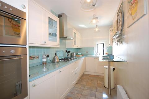 1 bedroom apartment for sale, Station Lane, Ingatestone