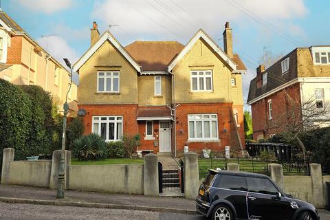 4 bedroom detached house for sale, Alum Chine