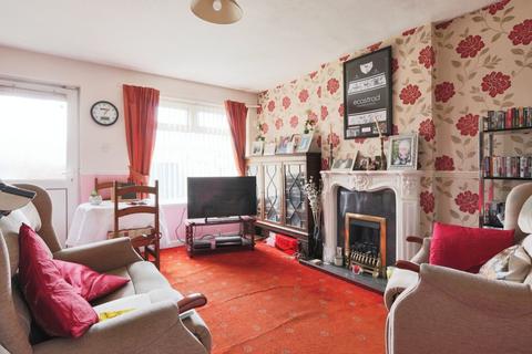 2 bedroom terraced house for sale, Downfield Avenue, Hull, HU6 7XE