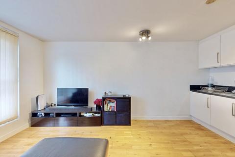 1 bedroom apartment for sale, Sudbury Heights Avenue, Greenford, UB6