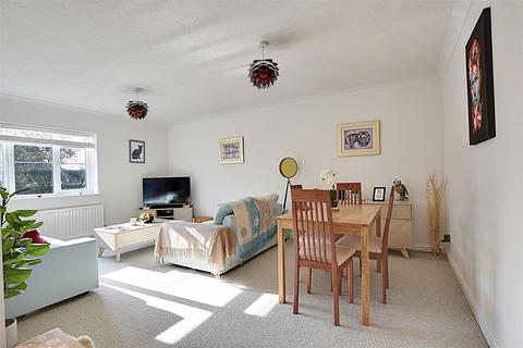 2 bedroom flat for sale, Hastings Road, Bexhill-On-Sea