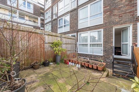 3 bedroom flat to rent, Kiln Place, NW5