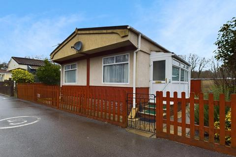 3 bedroom park home for sale, First Avenue, Ravenswing Park, Aldermaston, RG7