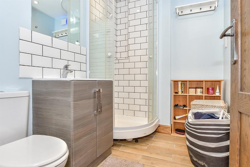Annexe Shower Room
