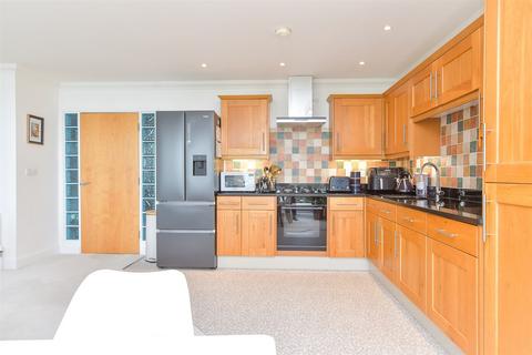 2 bedroom apartment for sale, Luccombe Road, Shanklin, Isle of Wight