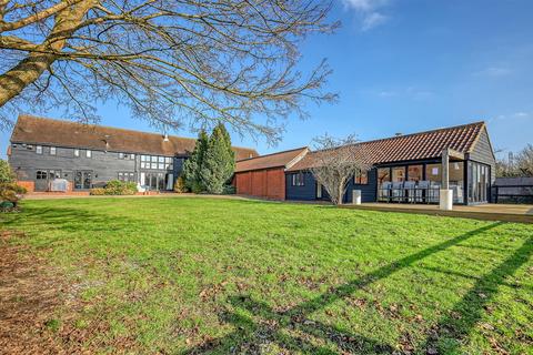 4 bedroom barn conversion for sale, Pages Lane, Harold Wood