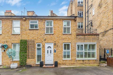 Watson Mews London W1H