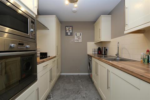 2 bedroom flat for sale, The Gatehouse, Darlington