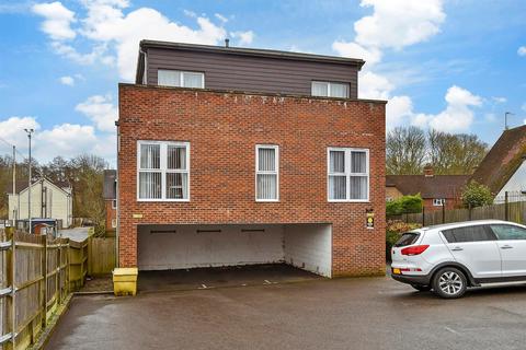 2 bedroom apartment for sale, Boston Road, Haywards Heath, West Sussex