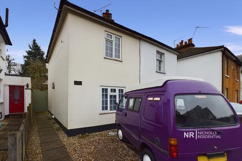 2 bedroom semi-detached house to rent, Pikes Hill, Epsom, Surrey. KT17