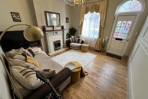 3 bedroom terraced house for sale, Charles Street, Castleford