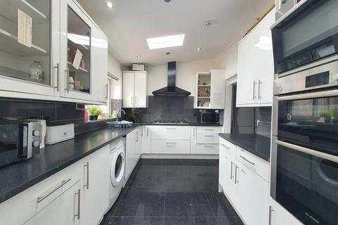 undefined, Holberton Road, Reading RG2