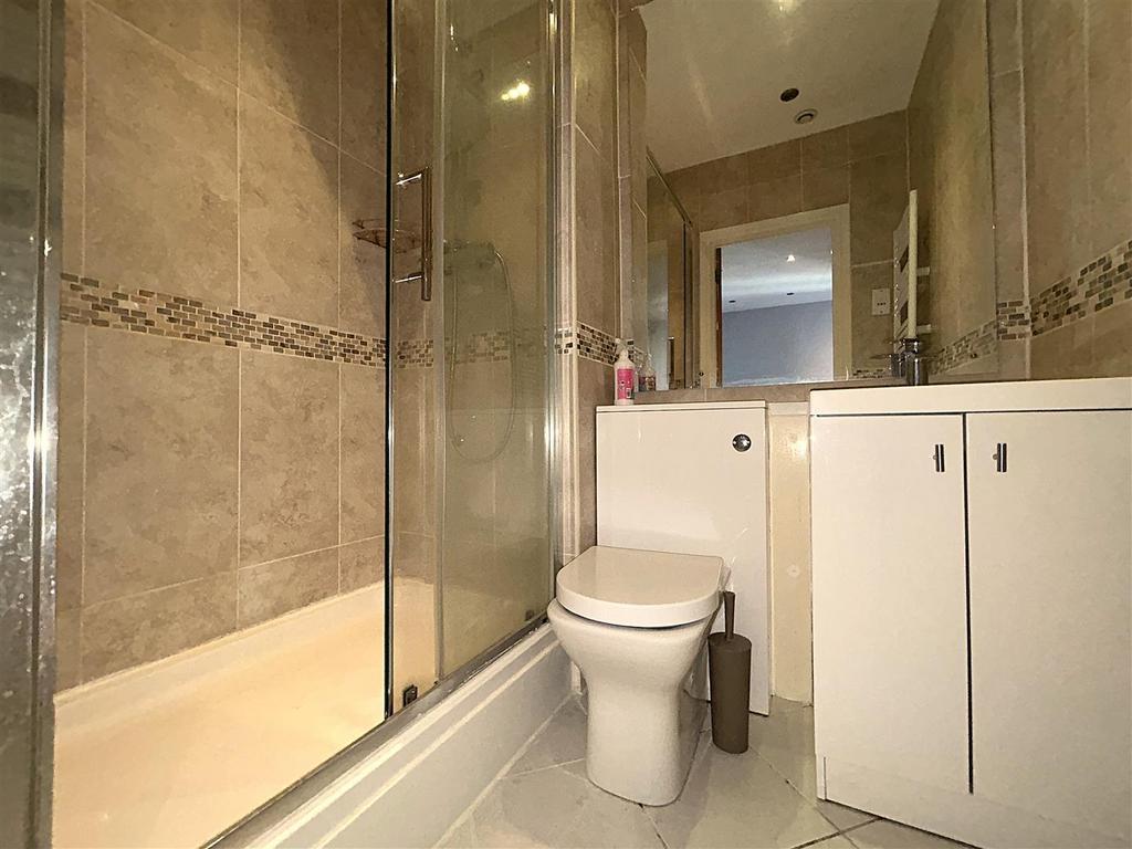 En suite shower room