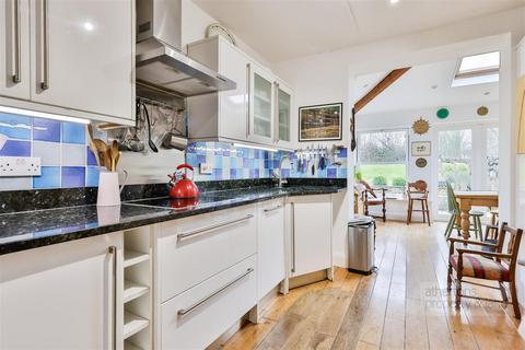 9 Bilsberry Cottages, Hurst Green, Clitheroe, BB7 9QG