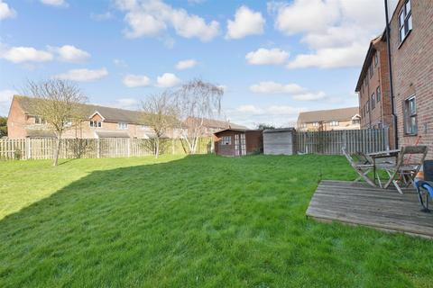 21 Palliser Drive, Rainham, RM13 9TG
