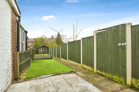 3 bedroom terraced house for sale, South Street North, New Whittington, Chesterfield