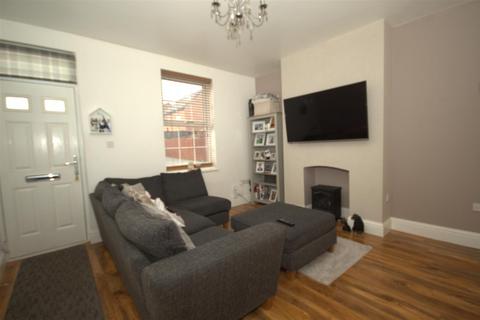 2 bedroom terraced house for sale, Close Street, Hemsworth, Pontefract