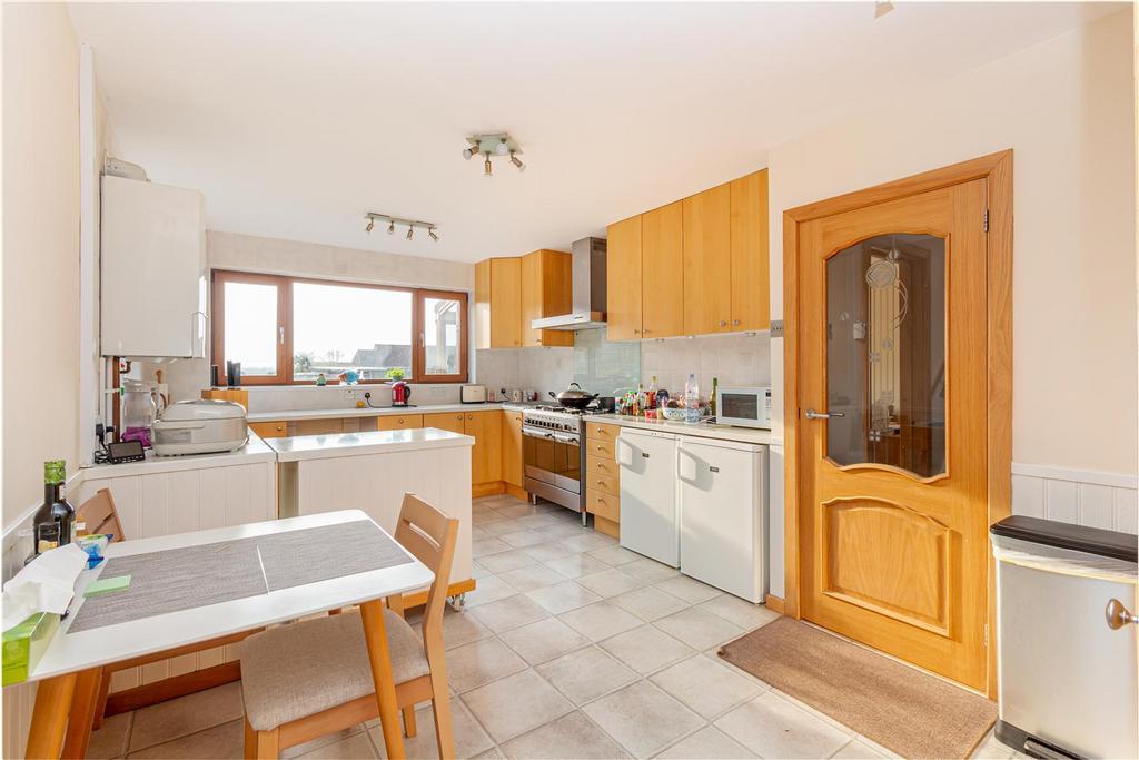 Kitchen-3.jpg